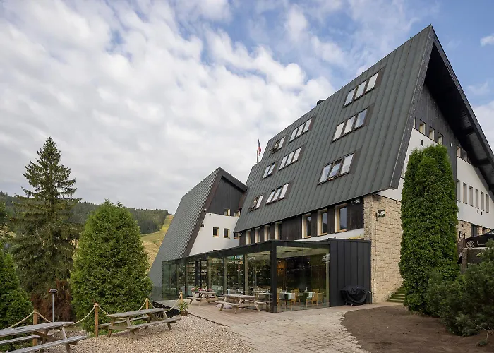 فندق Pytloun Wellness 4*