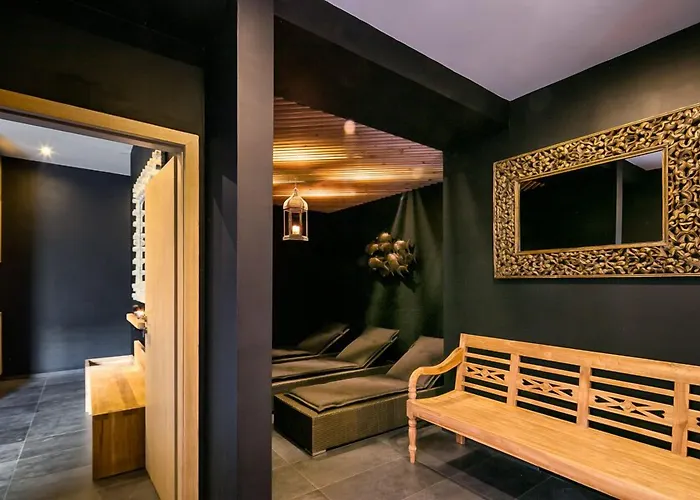Pytloun Wellness فندق 4*